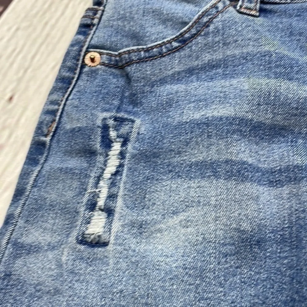 UEC Justice raw hem denim jeans skirt size 8